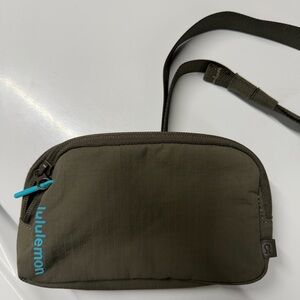 lululemon athletica Khaki Belt Bag with Blue Accent